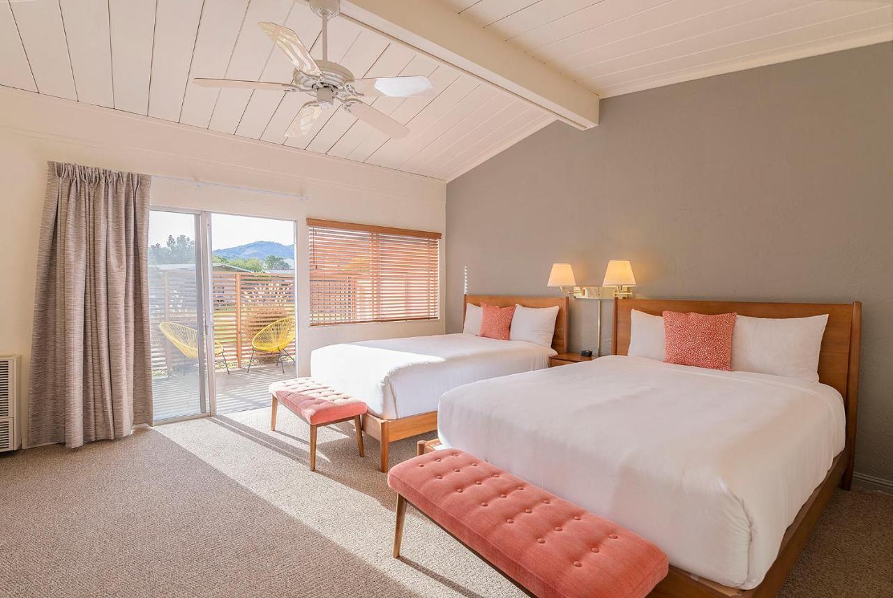 Hotel Contenta Carmel Valley