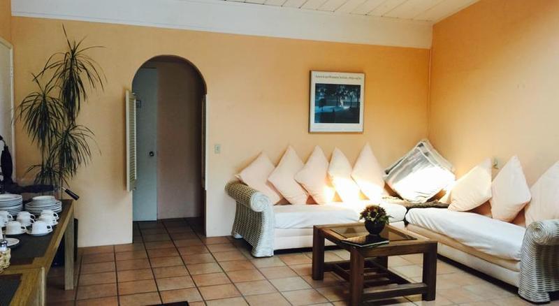Hotel Contenta 3*